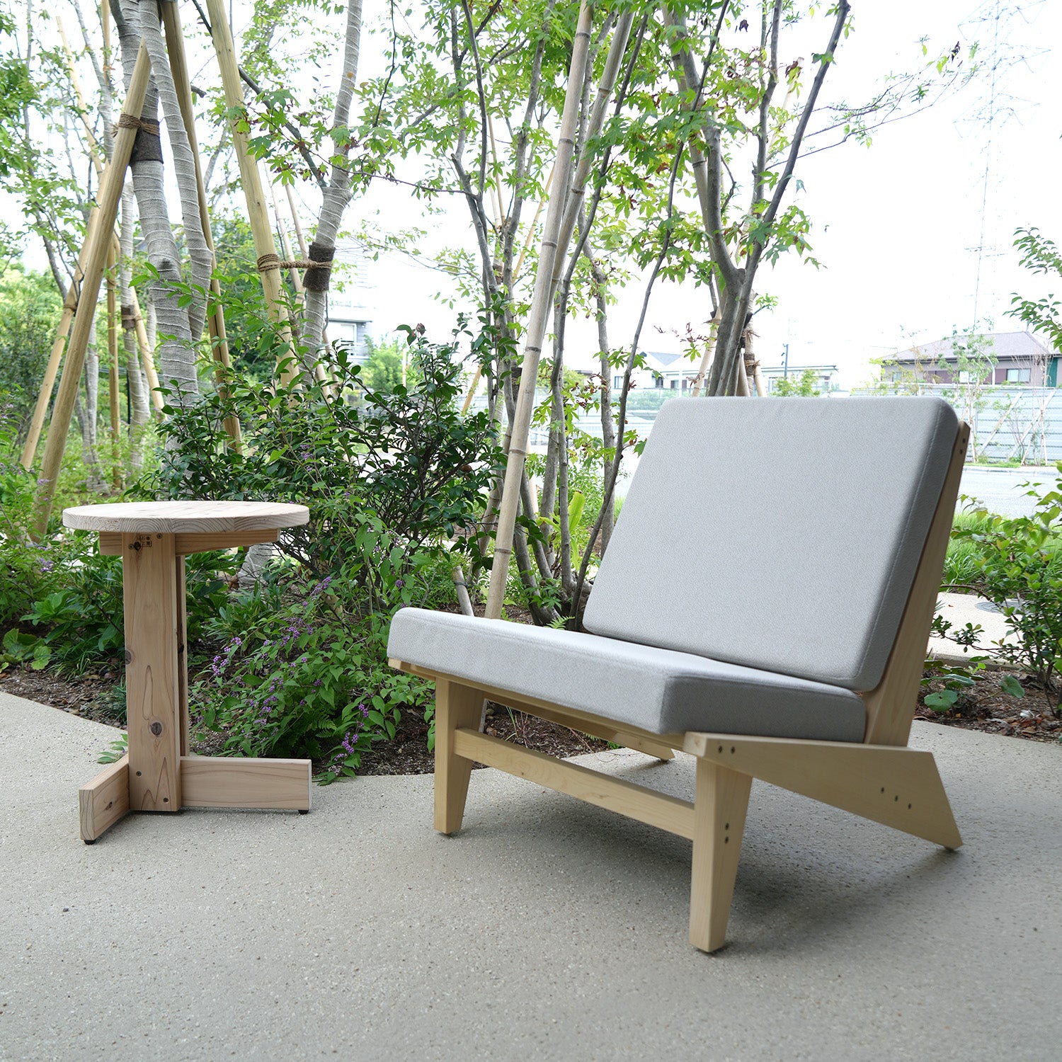 Summer Afternoon Terrace Set (105° LOUNGE CHAIR + TONBO TABLE)