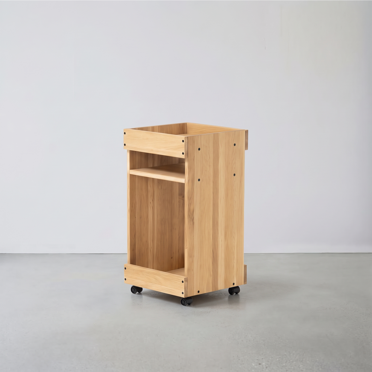 STUDIO TROLLEY