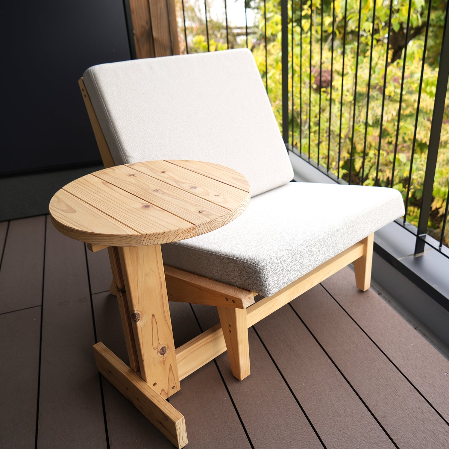 Summer Afternoon Terrace Set (105° LOUNGE CHAIR + TONBO TABLE)
