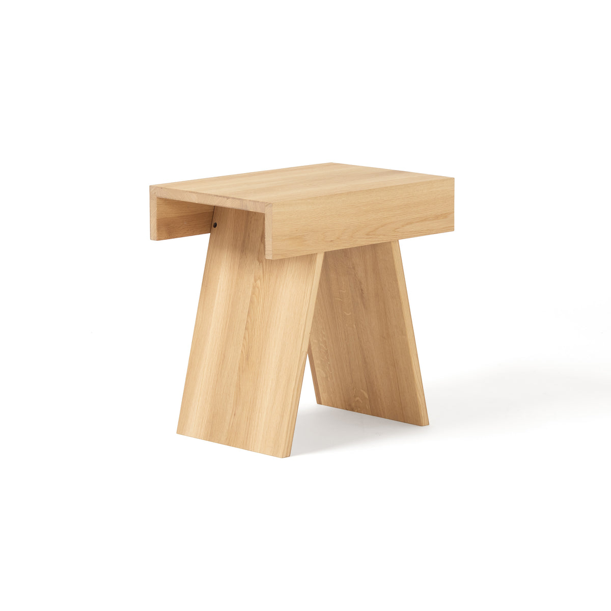 BOX STOOL